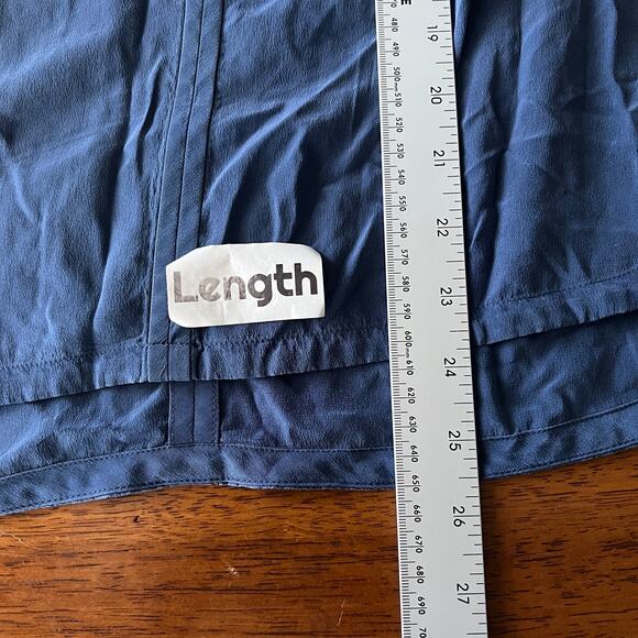 Trina Turk‎ Women's M Blouse Top 100% Silk V-Neck Strappy Back Tank Minimalist - Picture 8 of 9